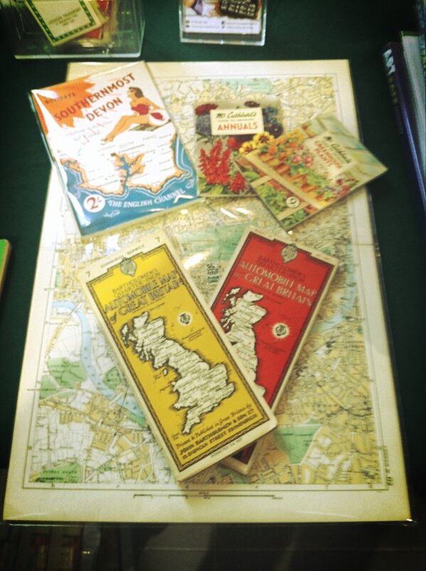 StokeySundays's tweet photo. Fancy some vintage maps, books, prints? Then Stokey Sundays at Abney Hall #stokenewington is for you 11am-5pm today http://t.co/1yuScCaFX7