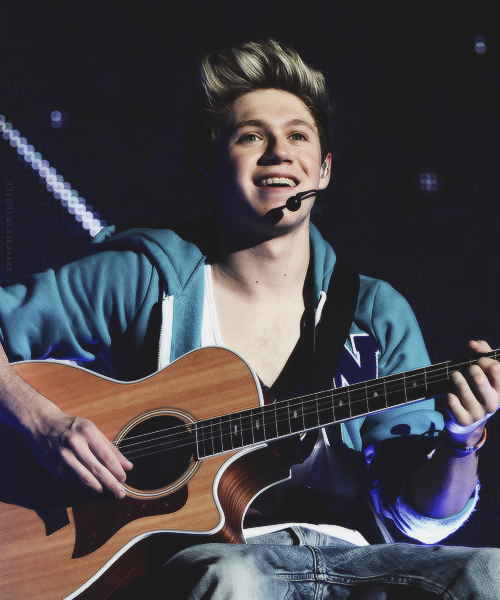 HNZL2Forever's tweet photo. Especial fotos Niall Horan [26/30] http://t.co/ceyNVesb7e