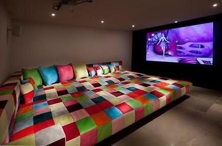 BeleefdeZinnen's tweet photo. Hier wil ik met al m'n vrienden een film kijken! http://t.co/Wc5JWWxWk9