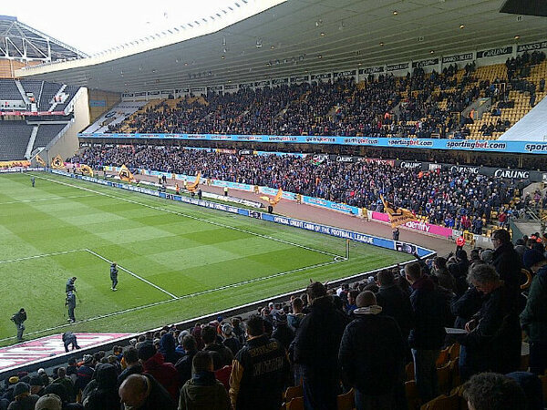 CCFCAwayDays's tweet photo. Cardiff fans at Wolves today #CCFC #Bluebirds http://t.co/xUlrkybZfd