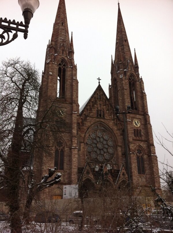 YYQ2012's tweet image. Strasbourg