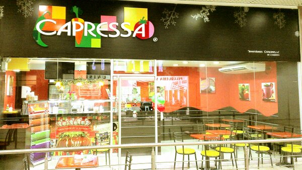 CAPRESSAPTORDAZ's tweet photo. Tenemos un ambiente super agradable para ti! Te esperemos cc alta vista ll  Feria de Comida 1er piso. http://t.co/gZCOOLWL3Z