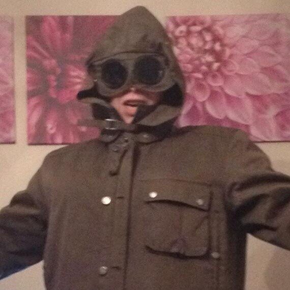 laura___loo's tweet image. Fanny friggin fryer!! #avit