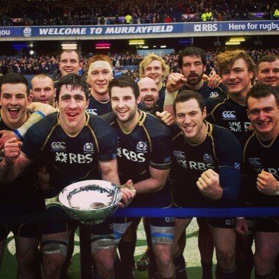 FansGreig's tweet photo. Weve got the Centenary Quaich back!@kellydrbrown @StuartWHOGG_15 @timbovisser @MattScott_10 @dentweezy @jimhamilton4 http://t.co/eZWuCOqWSx