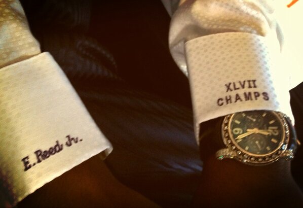 chrisbrockman's tweet photo. heading to #Oscars Red Carpet with the great Ed Reed, who is wearing a purple-tinted tux and these custom cuffs. http://t.co/u8xtkWuYzA