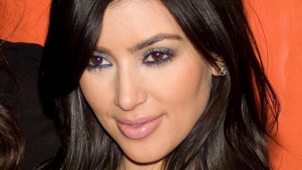 KanyeWestcs's tweet photo. Perfect bitch /\ http://t.co/lq8dRpCdYv