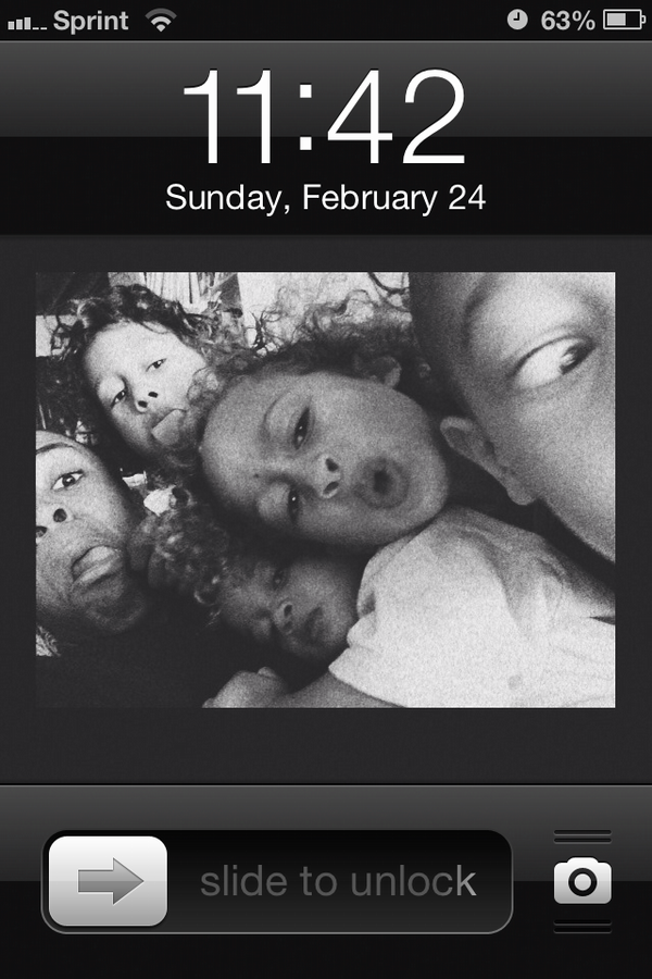 denzelgolatt's tweet image. My wallpaper... #missingthecrew 😔