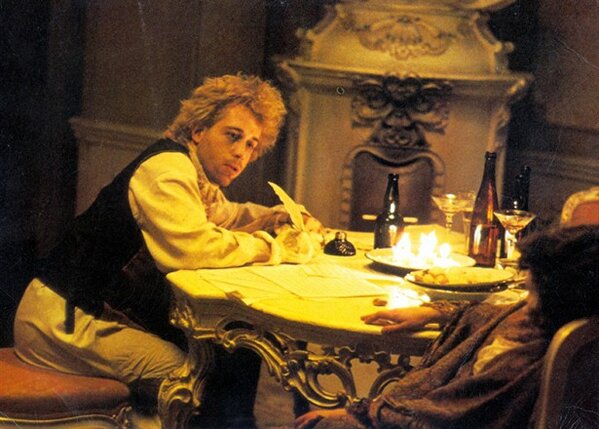PenguinUKBooks's tweet photo. Here's another still from a Best Picture-winning film based on a Penguin Classic. Name it! #readthefilm http://t.co/KP84nZScbz
