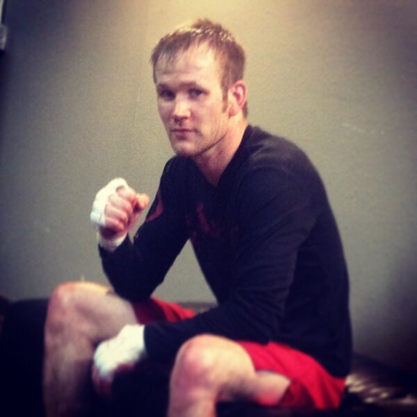 NMamalis's tweet photo. Feels good to get back in the cage for three rounds. Winner! http://t.co/AT6vjcZKLv