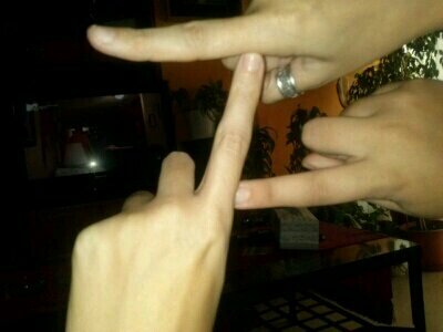 andreeaagomes's tweet photo. Nuestra z para ti :-P @andreeaagomes @cceliaccastillo @Zacharyelkaisy http://t.co/Tzn7hmEwm3