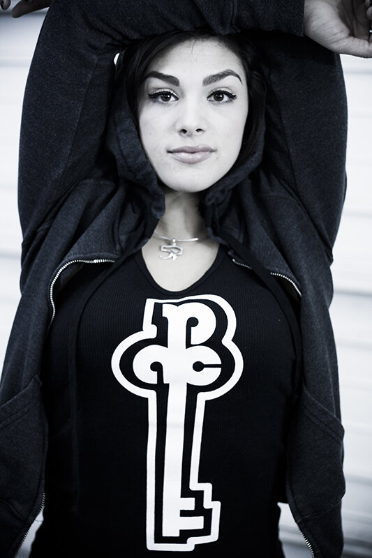 PainAddsColor's tweet image. Brown eyed girl..