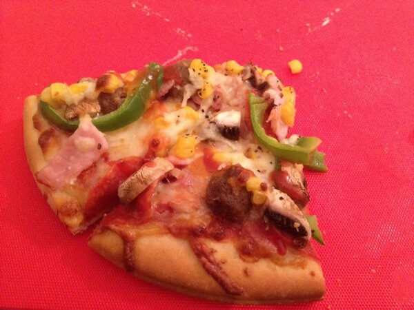 aarontaiwan's tweet image. Today’s #pizzahack Meat feast hacked to add green pepper, bacon, corn and mushroom functionality.