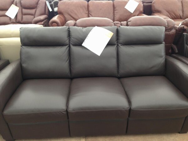roomessale's tweet photo. Usual Price. £1399. Sale Price £399 http://t.co/Rr8ftP3y