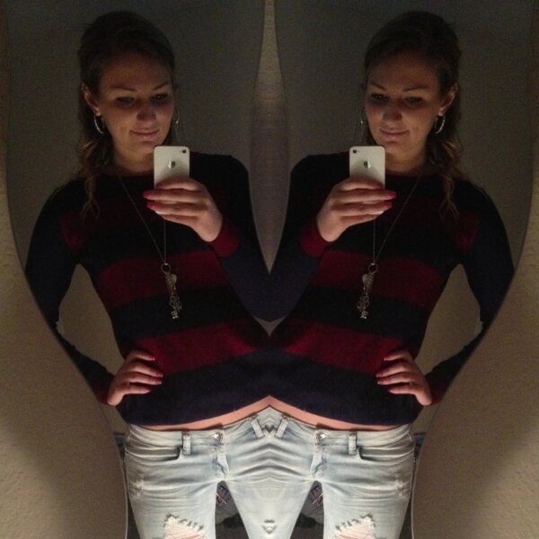 TaylorNMarshall's tweet photo. Takin' care of business  #mirrorgram http://t.co/dlO90HGN