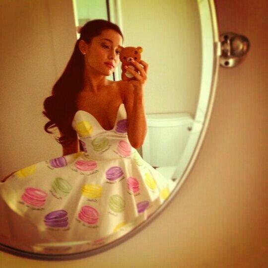 ItsCatHA's tweet photo. Me ♥ http://t.co/zyjNsMD1