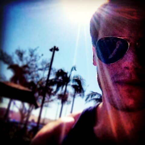 SamHeughan's tweet photo. It's HOT!!! 1meeting down, 2 to go.. #DOUBLEBOOM http://t.co/3GLzPjtD