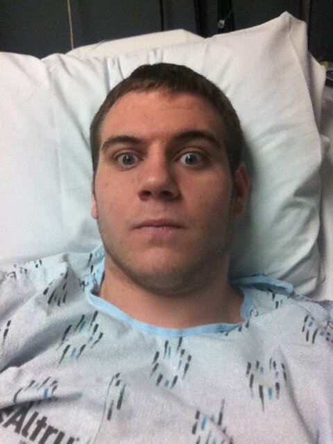 RossWindfeldt's tweet image. Just another day in my life hooked up to an ol iv and hanging with my new nurse friends #stomachprobs #pullinthrough