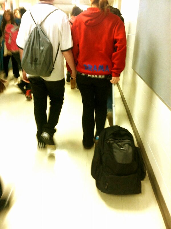 RebekahGrace14's tweet image. Lol it doesn't get cuter than this. #freshmen #rollerbackpack #lol #STOP