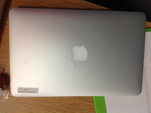 techystacey's tweet image. Became the #appleadmin today which came with a #macbook :) any suggestions for a newbie? #21stedchat