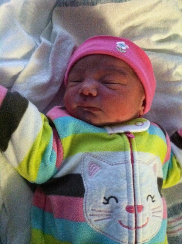 GrandpaStarr's tweet photo. Penny D. http://t.co/M9gnA0He
