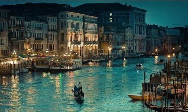 planetposts's tweet photo. Venice, Italy. http://t.co/2AtTiIPF