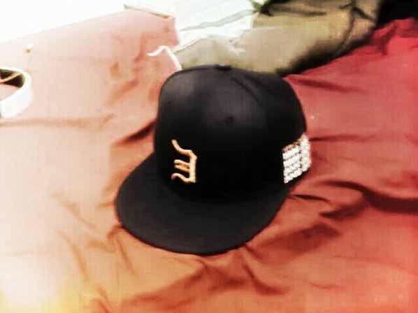 Mhewson's tweet photo. Eminem limited addition tiger's hat=badass. http://t.co/n8oqMZzM