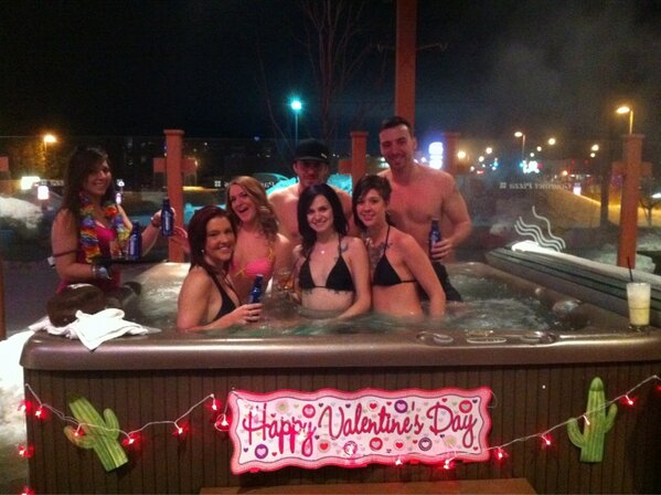 Gettin Steamy at BP Collingwood tonight!!