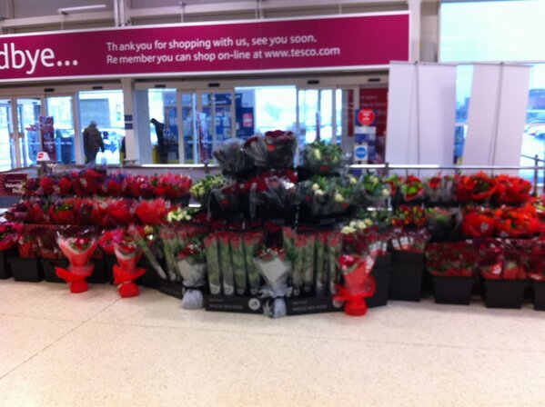 Romance is in the air at Farnworth... @steviegosboy <a href="/TescoFarnworth/">Tesco Farnworth</a>