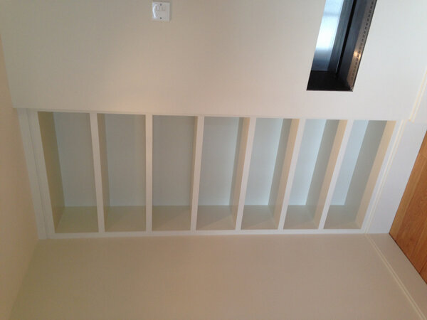 JamesMayorFurn's tweet photo. A recent integrated bookcase we created for a client: http://t.co/QBn99WCh