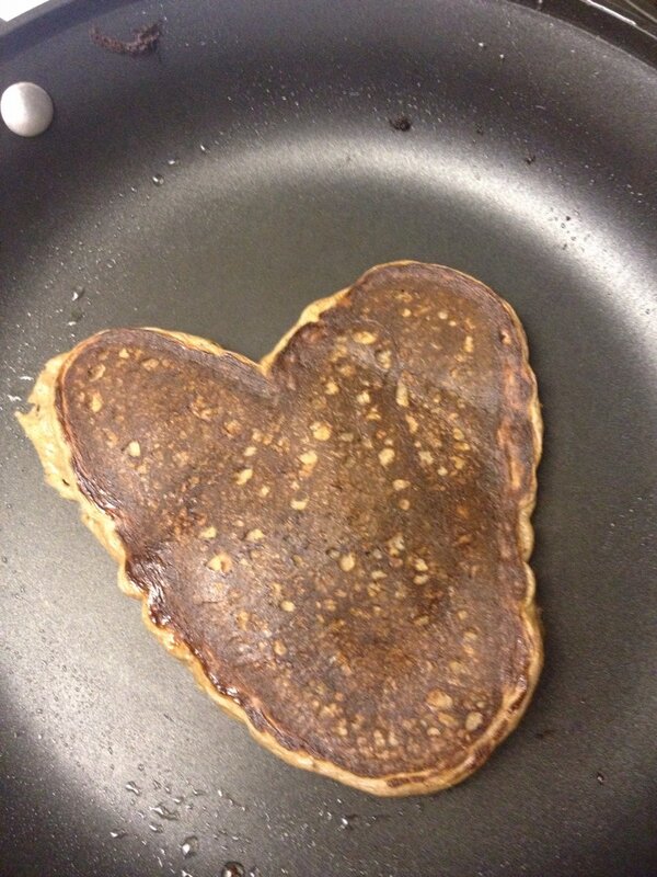 real_rahjur's tweet image. Taking a page from Bob's Burgers. Heart shaped pancakes ftw. #ummYeah happy V day!