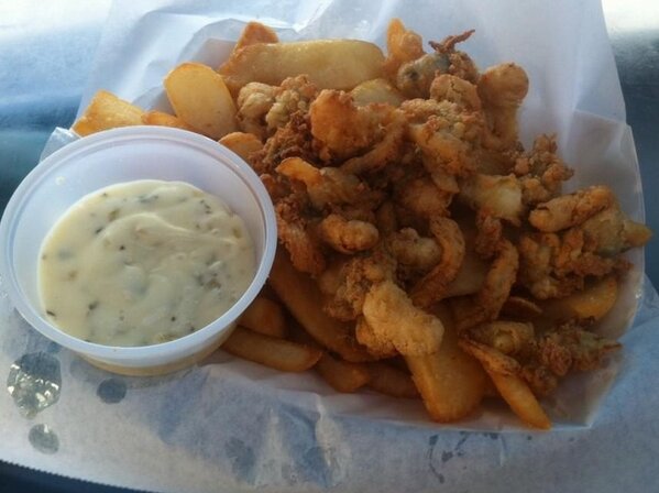 Fresh #Newengland #Friedclams today!! #boston #transplants a true taste of home!!!! #SouthbayDDaGG #ValentinesDay
