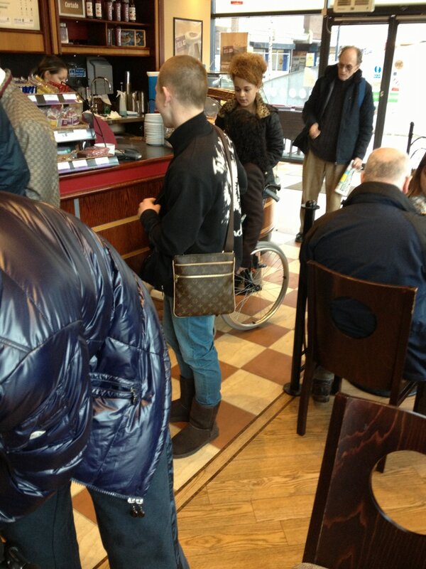 MenInUggBoots's tweet photo. Girl boots AND a Purse. Easily a 24 Carat Shit Stain #UggBootWanker http://t.co/XodescRr (@Jord_James)