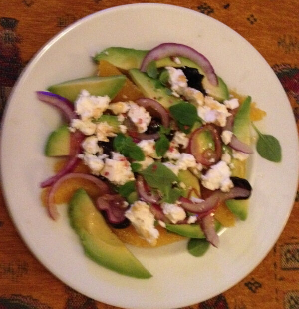 lucygardiner's tweet photo. Orange, avocado, feta, black olive salad http://t.co/buKF0SLn via @platterhq http://t.co/4JS5JOVC