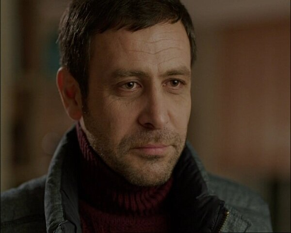 KanalD's tweet photo. Yapamıyorum Yağmur… Ben seni seviyorum. Seninle olmak istiyorum… #intikammiaskmi http://t.co/LxJ1CdLj