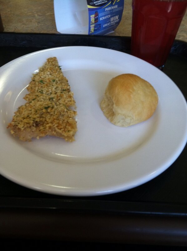 Greg_McCullough's tweet image. I go to a school where this is considered a full meal. #UEproblems