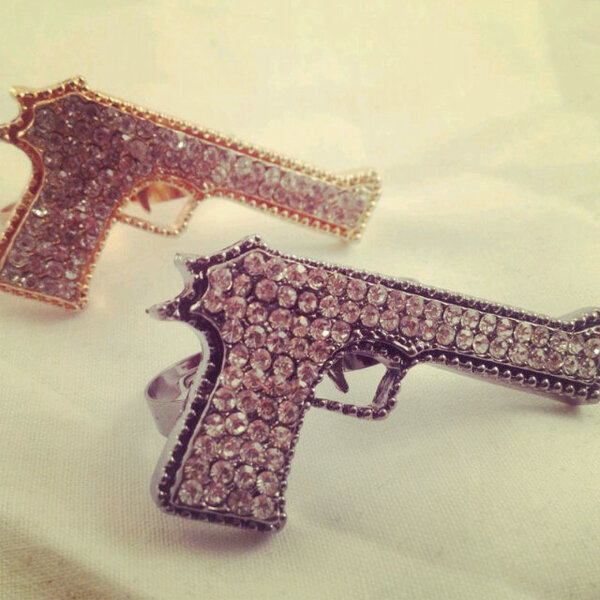 Double ring with a gun 9,95 #RT if you like