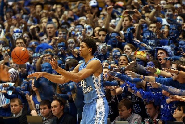 espn's tweet image. Inbounding the ball has never looked less fun -&amp;gt;