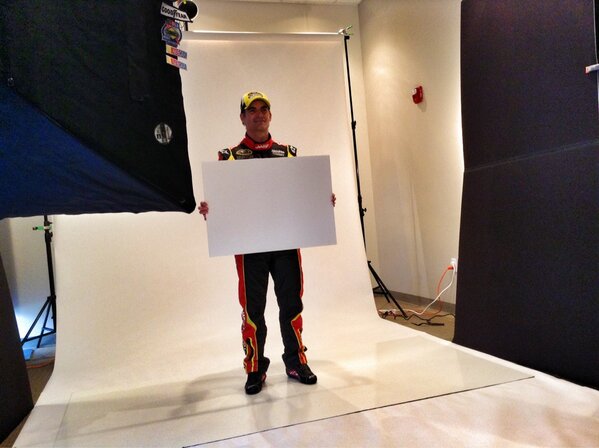 NASCAR's tweet photo. If you guessed @JeffGordonWeb, you were right! #NASCAR #guywiththesign http://t.co/NoUh8W1q
