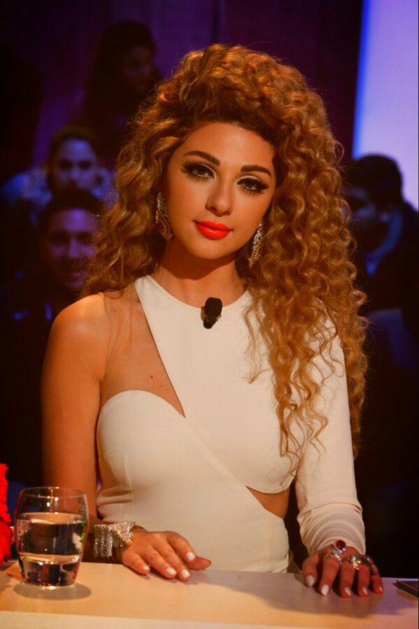myriamfares's tweet photo. R u ready guys to watch #The_Queen_Of_Stage_Myriam_Fares NOW at #hadiselbalad on #MTV !? http://t.co/MPz8dOOC
