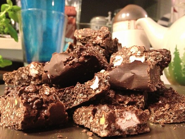 BertoldIsabella's tweet image. The finished product! #DarkChocolateRiceCrispies