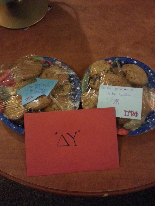 Thanks to the lovely ladies of  <a href="/UA_PiBetaPhi/">pi beta phi ➵ ab alpha</a> for the v- day lovin  #studybreak #cookiesandmilk