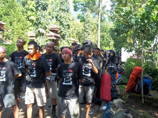ku tunggu kembali barisanmu di ciremai sobat.. <a href="/infopendaki/">infopendaki</a> <a href="/infogunung/">infogunung</a> <a href="/kabarpetualang/">Kabar Petualang</a> <a href="/KabarPecintAlam/">Jaring Info PA</a>