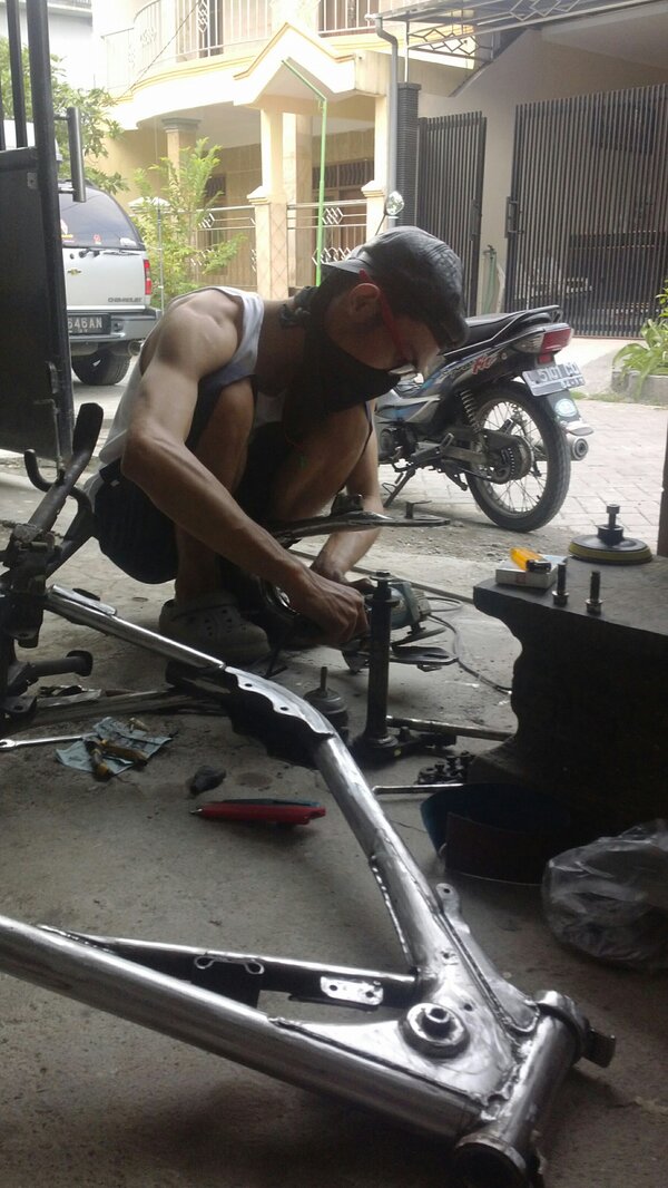 ec_pitz tweet picture