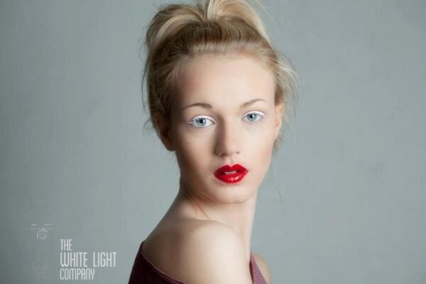 BethMModeling's tweet photo. Shot from last Sundays shoot, what do you think? #model #Shoot #photography #beauty #red #lips http://t.co/0nph6qBc