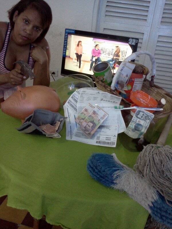 rochyfuturo's tweet photo. @DiaaDiaCaracol #listospalafoto http://t.co/0sKJ2izq