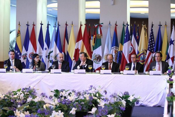 MisionMexOEA's tweet image. El Canciller @JoseAMeadeK se reúne con Embajadores de los #EstadosAmericanos acreditados en México en la @SRE_mx