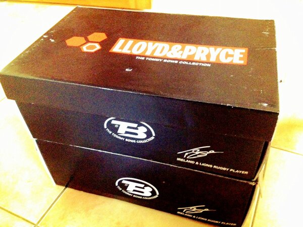 EddieHughesDJ's tweet image. You go in to buy one pair and end up buying two! Thanks @TommyBowe14!! #alwaystheway #lloyd&amp;amp;pryce