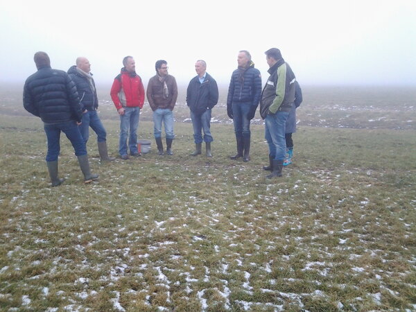 Friesweidevlees's tweet image. Vandaag een training over leiderschap gedaan en wat blijkt; we kunnen veel leren van de dieren. #observeren en sturen