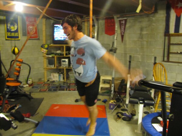 Brain_Parts's tweet photo. Someone help this man. #ultimatewedgie http://t.co/vbO5JOBx