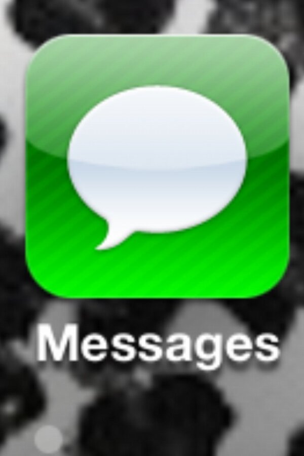 maggiemizell's tweet image. Not everyone has to text me and try to hang out with me all at once. #geezpeople